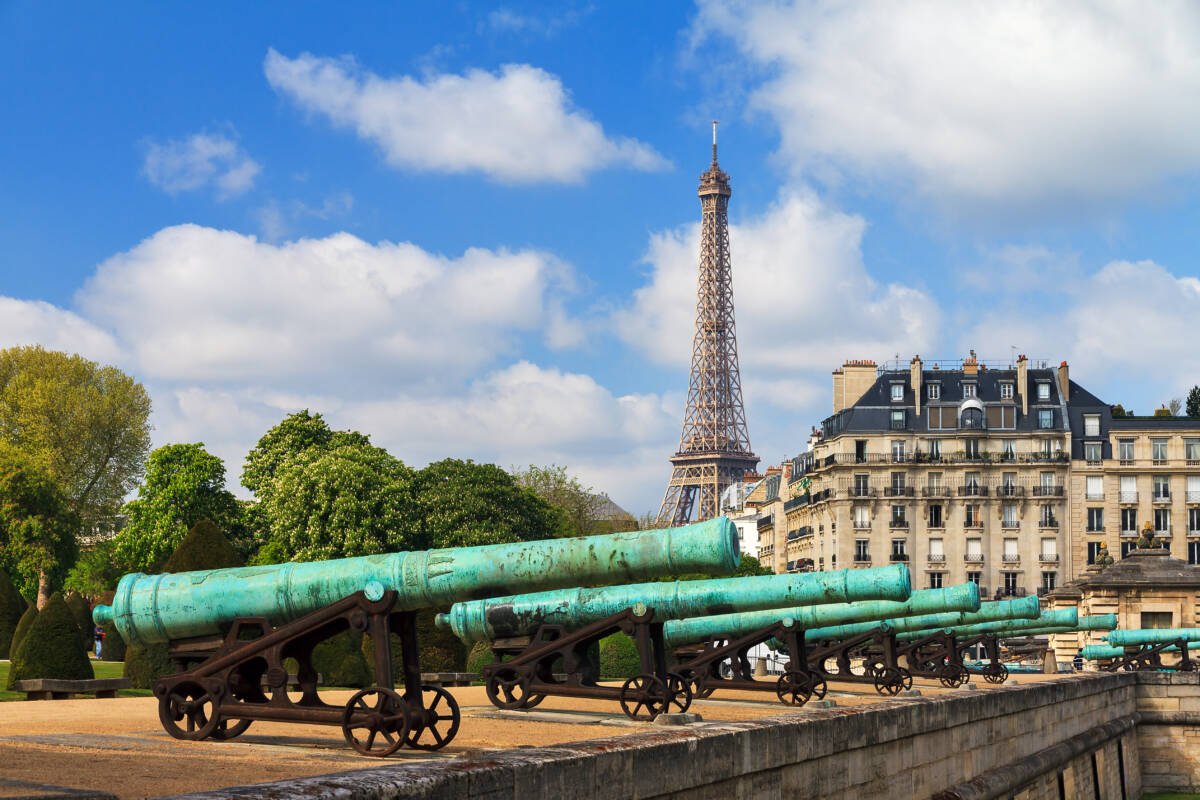 paris ww2 walking tour