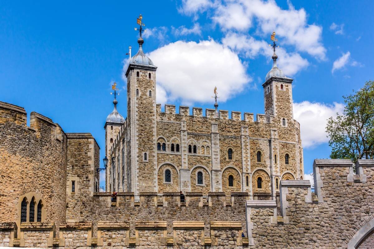 self guided tour tower of london